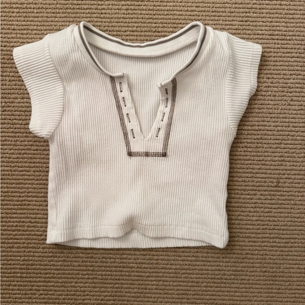 White Ribbed Top - Picture 1 of 2